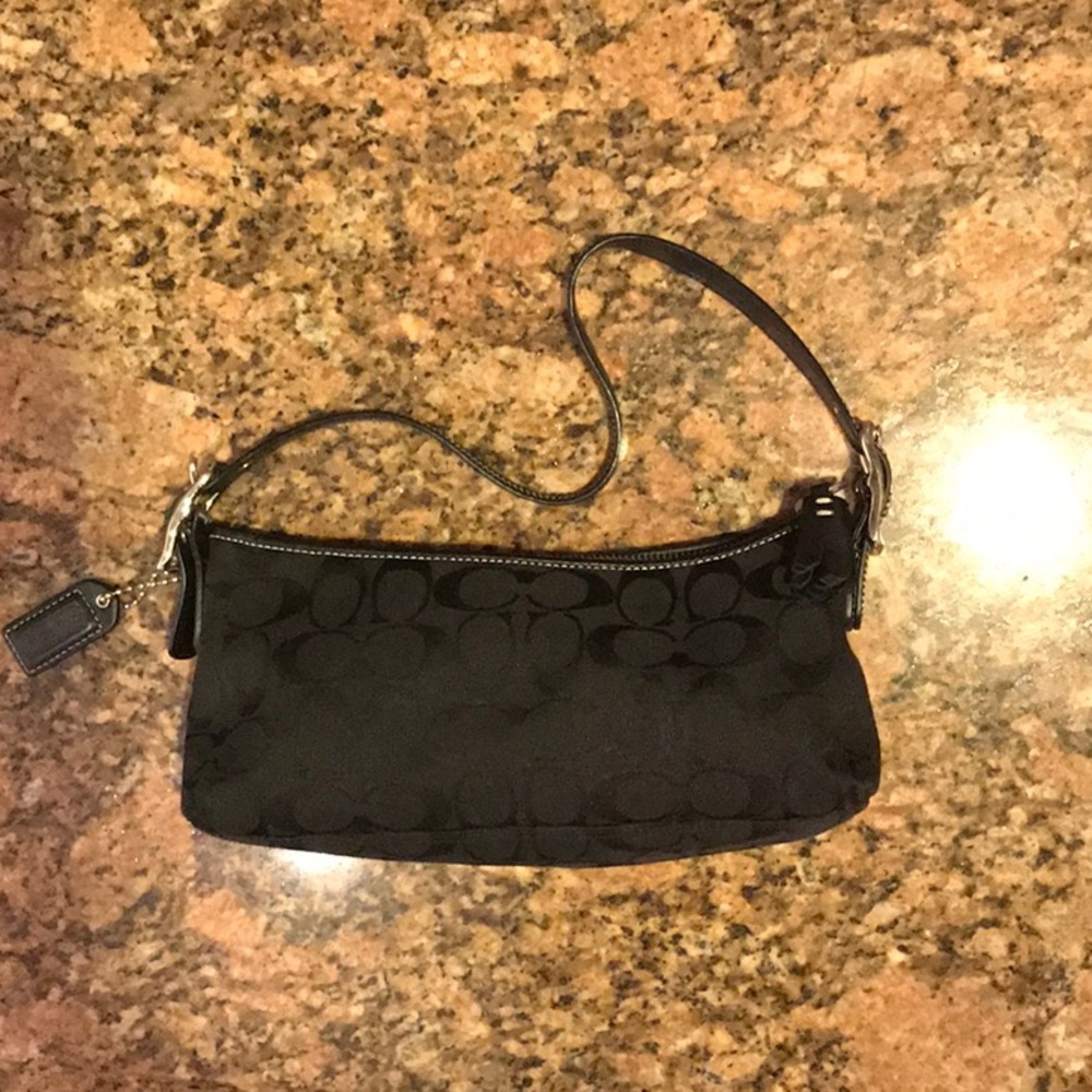 🚫SOLD🚫 Coach small shoulder bag
